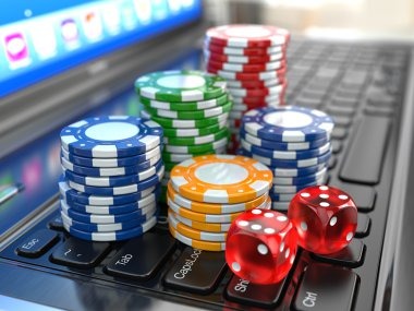 maniak jp app interface showing live casino tables and slot game library